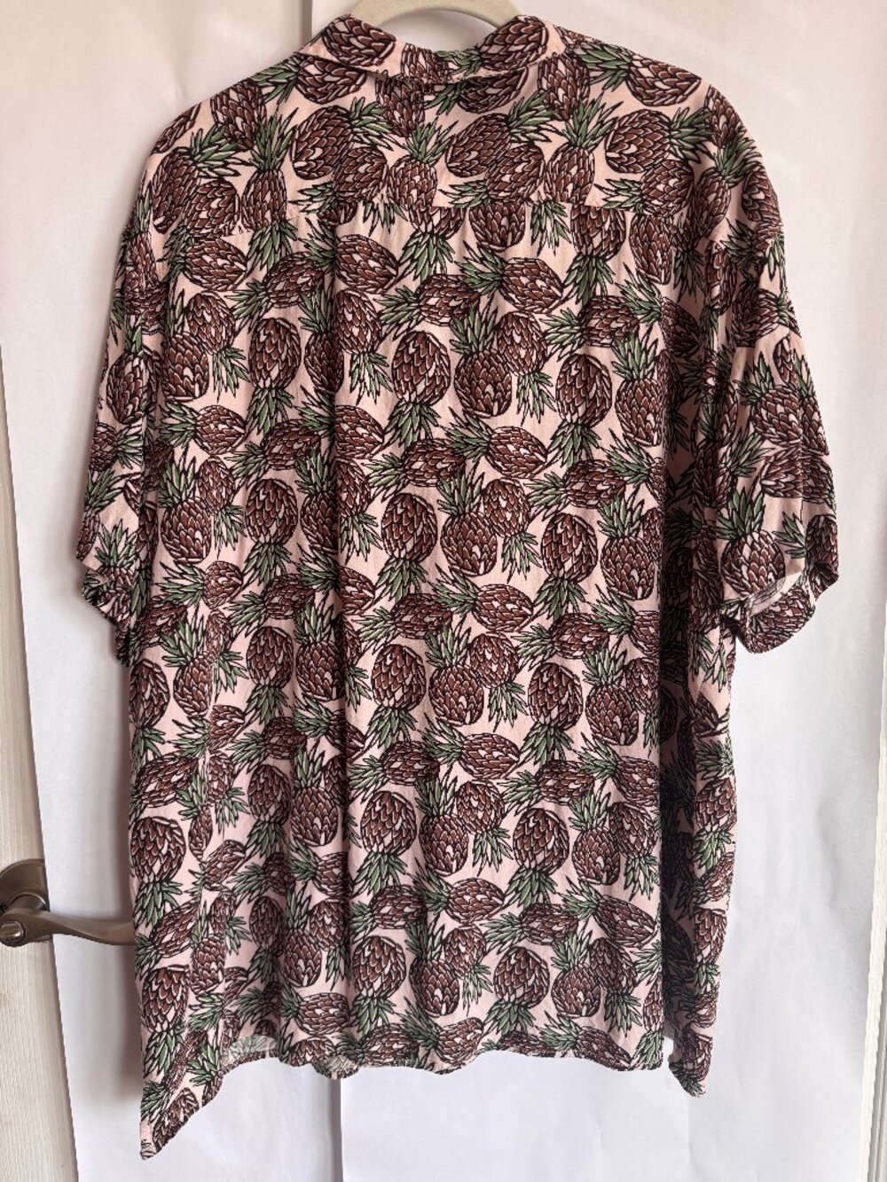 Men's Goodfellow & Co. Pineapple "Hawaiian" Short Sleeve Button Down Shirt XXL - Picture 2 of 3